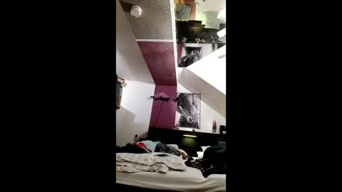 Snapshot of allesgeilbeiuns chatting on October 31, 8:53 pm gay online show from October 31, 8:53 pm