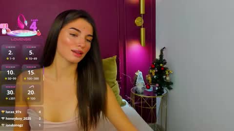 Lexi online show from December 17, 7:15 am