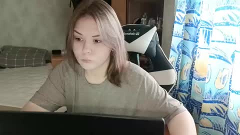 Blair online show from September 21, 4:05 am