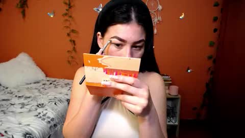 Allie  online show from October 31, 11:05 pm