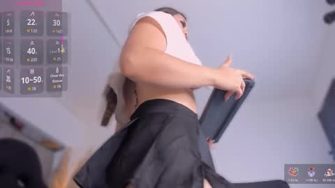    online show from April 4, 11:28 am