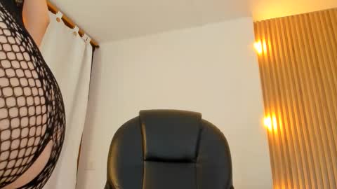 allison_fosther online show from December 20, 3:57 am