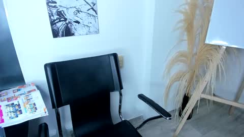 allison_greey online show from March 8, 12:52 pm