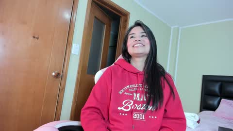 Snapshot of allison_love chatting on February 8, 9:46 am allison online show from February 8, 9:46 am