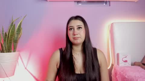 Alisson  online show from June 18, 8:36 pm