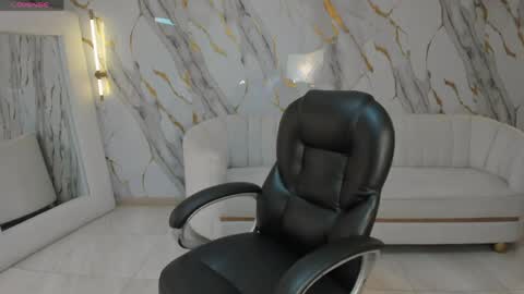 Allison Rogers online show from March 17, 3:22 am