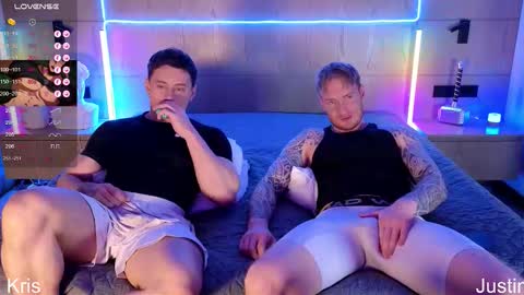 Justin online show from November 30, 8:38 pm