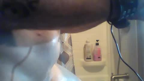 allupinyou1 online show from July 28, 9:29 am