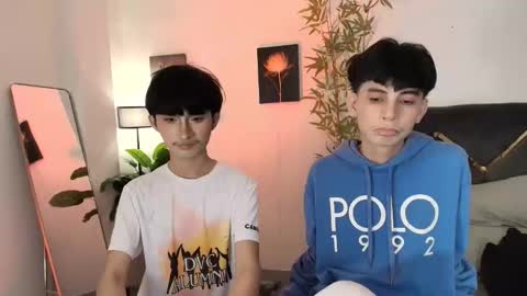 kim and josh online show from February 14, 6:27 am