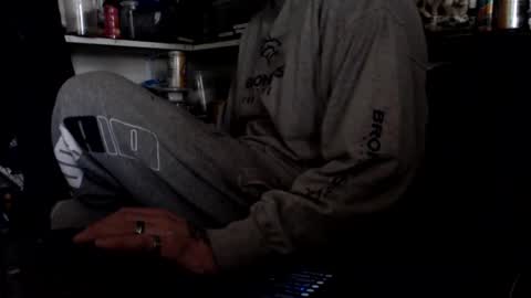 allwolf0323 online show from March 6, 5:34 pm