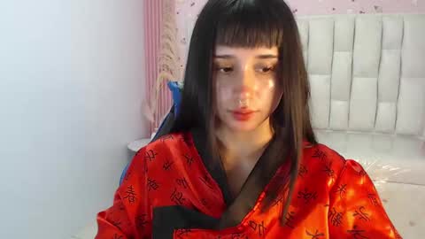 Snapshot of allyssa_bellini_s chatting on September 21, 3:32 am Allysa online show from September 21, 3:32 am