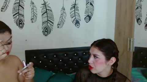 alma_meza online show from March 4, 1:06 pm