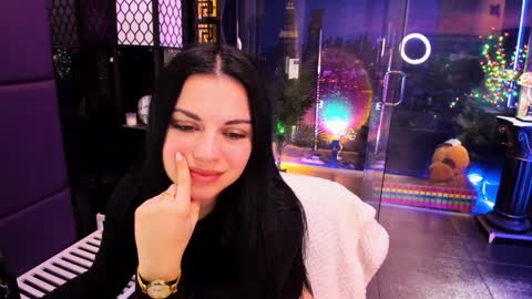 Snapshot of alma_pearl chatting on February 26, 10:27 am Alma online show from February 26, 10:27 am