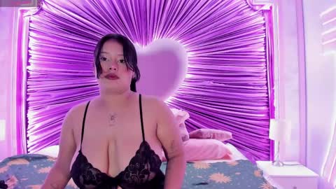 alma_rivers online show from May 3, 11:38 am
