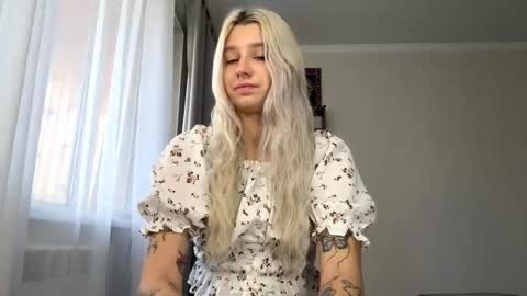 Arina online show from September 24, 8:21 am