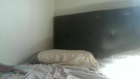 almondwithlove online show from April 4, 4:03 pm