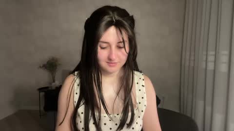 Anna online show from May 10, 8:59 pm