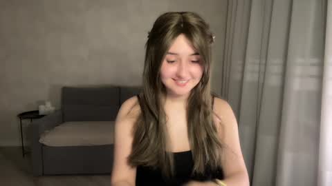 Anna online show from April 2, 9:11 pm