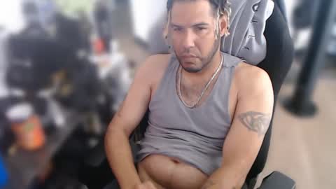 simplyfaded online show from March 9, 9:57 pm