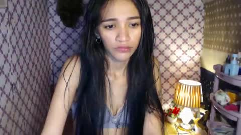 Alondra  online show from October 29, 1:18 am