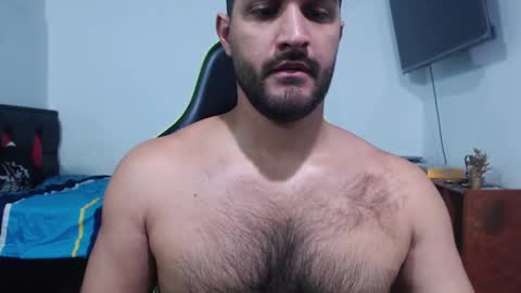 Snapshot of alonxoo chatting on September 17, 3:43 am alonxoo online show from September 17, 3:43 am