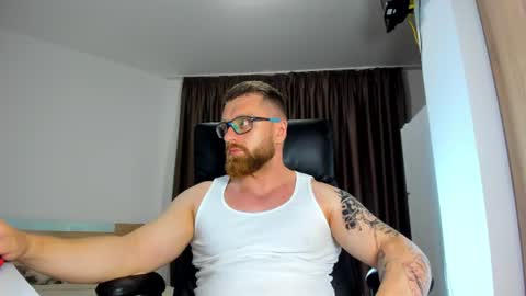 Alphaalexxx Lets reach Me 100 thumbs up online show from June 15, 5:05 pm
