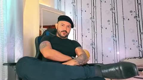 alphadrip online show from November 6, 12:30 pm