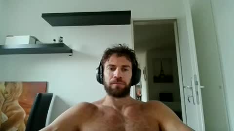 alphah_hunk online show from October 12, 3:15 pm