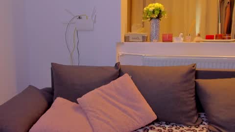 Michelle online show from November 25, 11:09 am