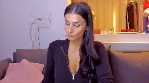 Michelle online show from November 16, 10:06 am