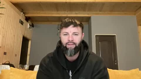 Jhonny online show from December 1, 3:59 am