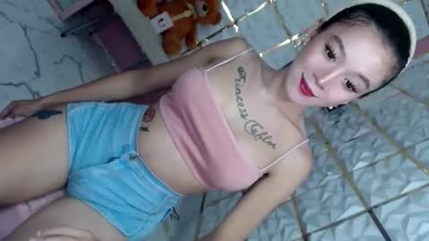 Chloe- DONT FORGET TO FOLLOW MElets getting to know each other and make some love and fun online show from April 19, 5:25 pm