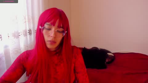 . .  online show from December 3, 9:06 pm