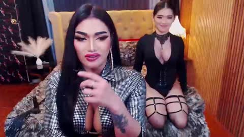 Alura Jhenson online show from March 7, 9:17 pm