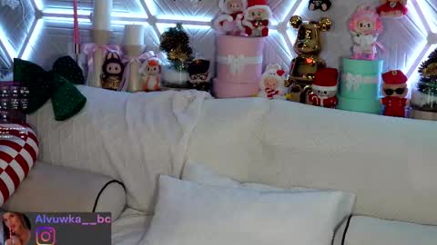 Alvuwka online show from January 17, 10:35 am