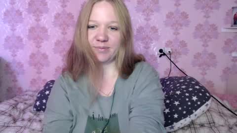 alya764770 online show from August 4, 3:35 am