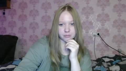 alya764770 online show from May 31, 3:49 am