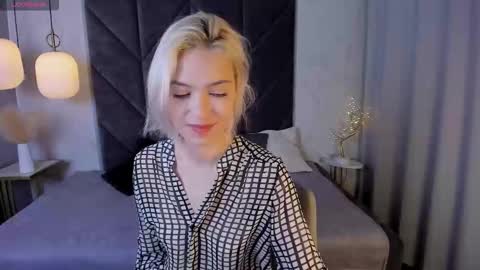 Snapshot of alysiasun chatting on September 11, 6:47 am Alysia online show from September 11, 6:47 am