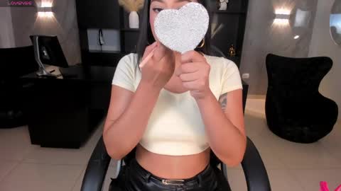 Aly  online show from April 8, 11:57 am