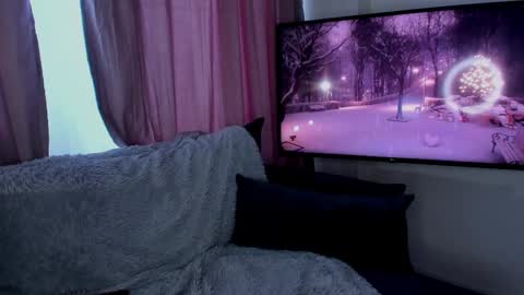 Alyssa  I will be online December 1 at 2000 UTC  online show from February 12, 8:59 am