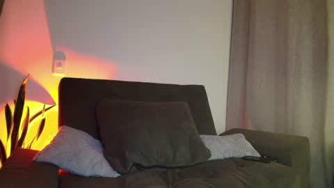 alyssia wolds online show from June 23, 1:57 am