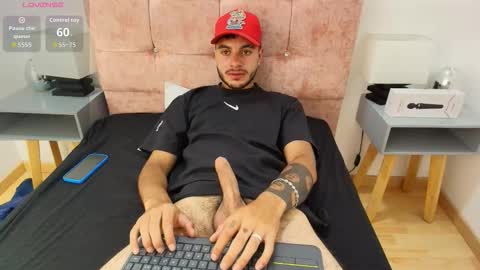 Amadeo Wild online show from September 29, 3:22 pm