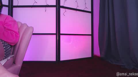 Amai  Sinclair  online show from November 28, 9:05 am