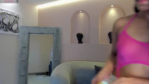 Amalia cruss online show from March 3, 8:05 pm