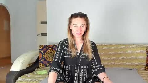 Amalia online show from June 3, 8:28 am
