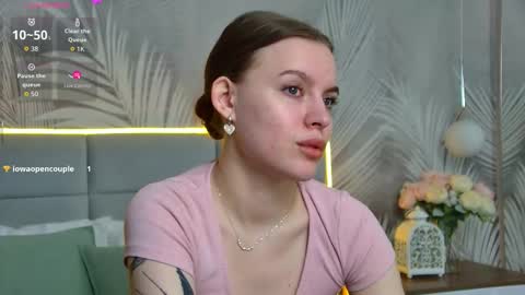 Snapshot of amaliabell chatting on September 22, 1:04 pm Amalia online show from September 22, 1:04 pm