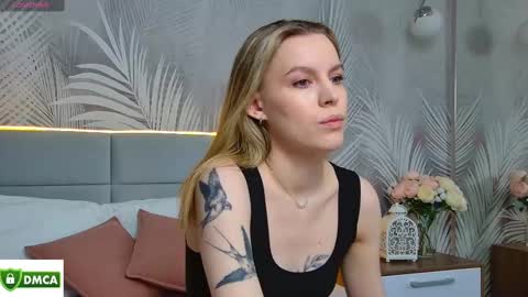Snapshot of amaliabell chatting on March 3, 1:01 pm Amalia online show from March 3, 1:01 pm