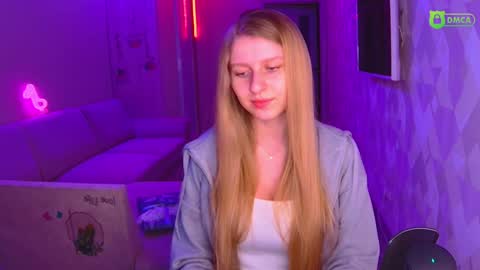 Amalia online show from December 7, 2:08 pm