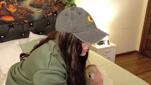         online show from October 8, 1:17 pm