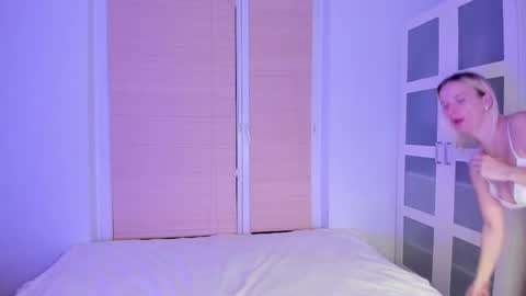 Amanda online show from December 18, 12:17 am